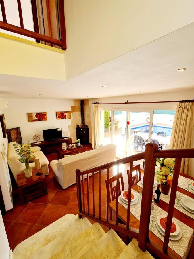 Villa Lorena Sa Caleta Exterior foto